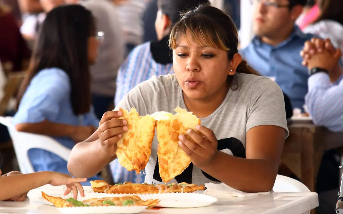 FERIA DEL MOLOTE-SAN PEDRO CHOLULA ERIKG 140720190011 (1)